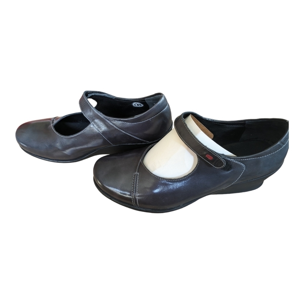 Wolky Hume Gray Mid Patent Mary Jane Low Wedge Size 42 GUC